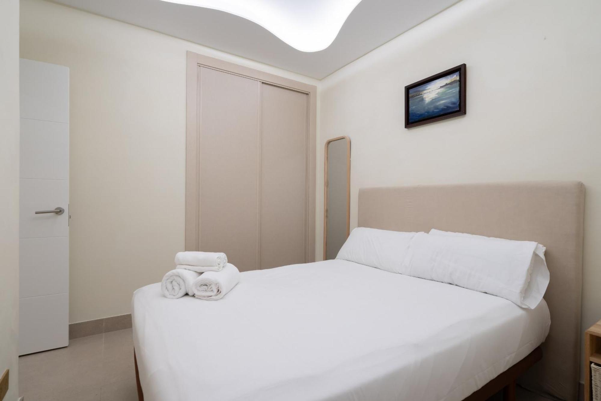 Apartamento Exclusivo En El Retiro Metro Ibiza Alquiler Temporal مدريد المظهر الخارجي الصورة